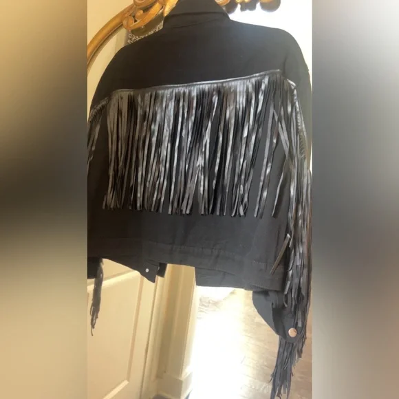 LE LIS Black Fringe Denim Jacket, Size Large - Picture 3 of 3